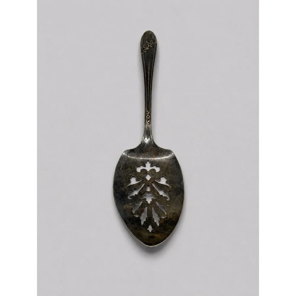 Vintage Tudor Plate Oneida Community Silverplate Pierced Pie / Cake Server